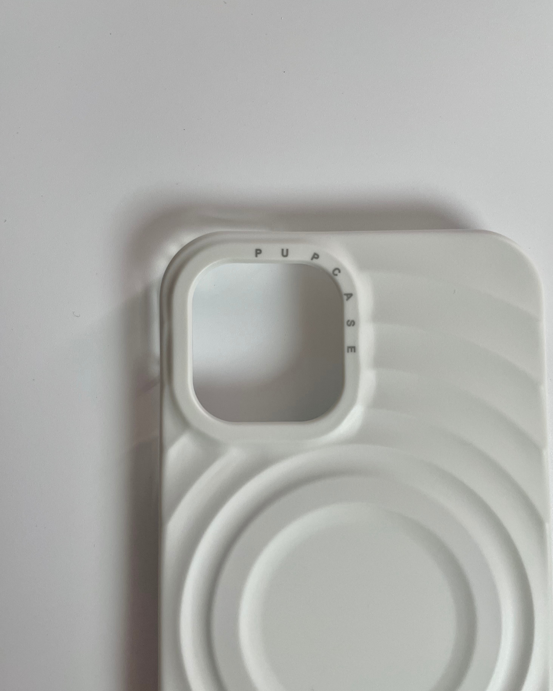 Pearl Grey MagSafe Compatible iPhone Case – S Palette