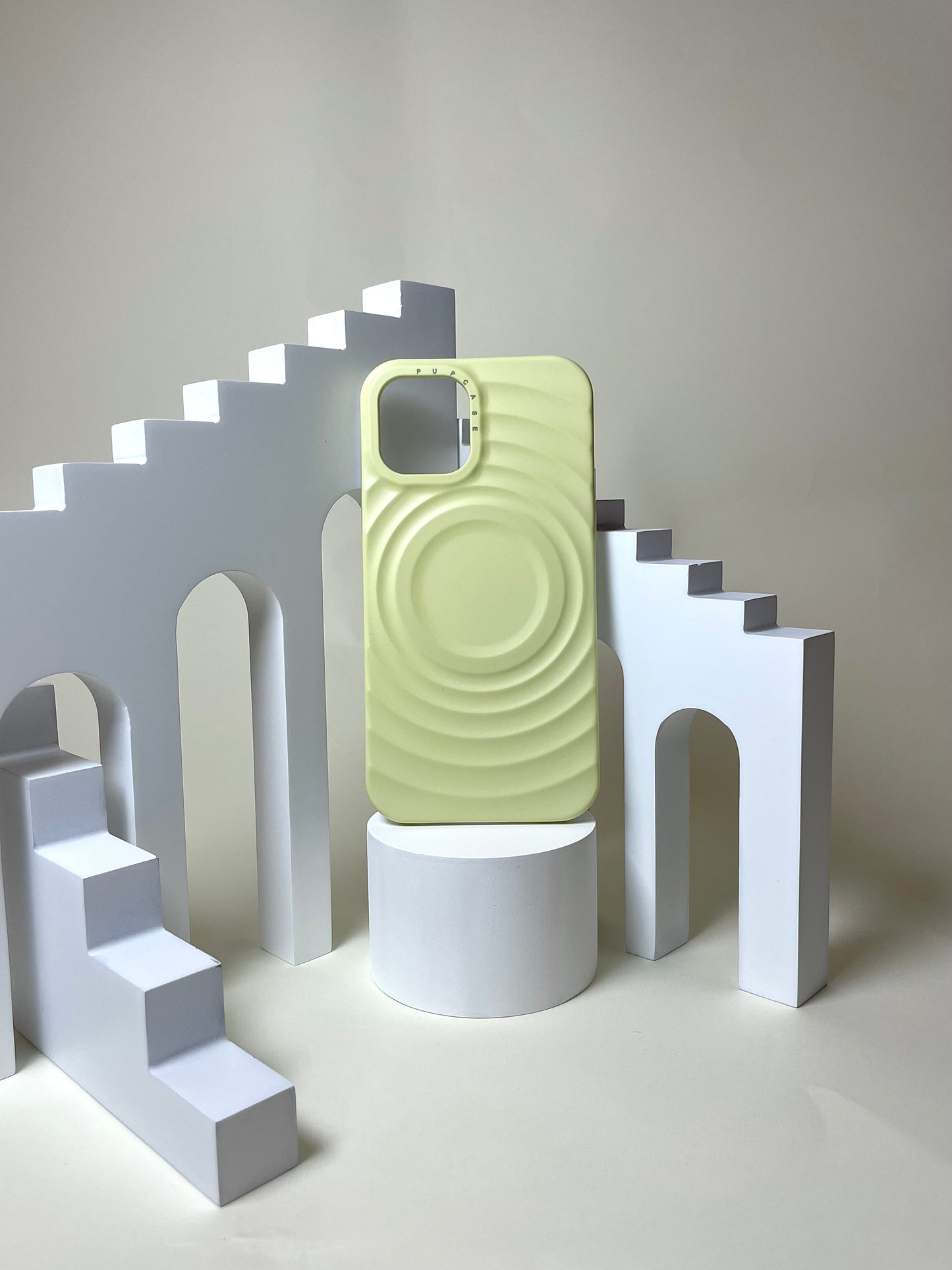 Pastel Yellow MagSafe Compatible iPhone Case – Minimal Wavy Design