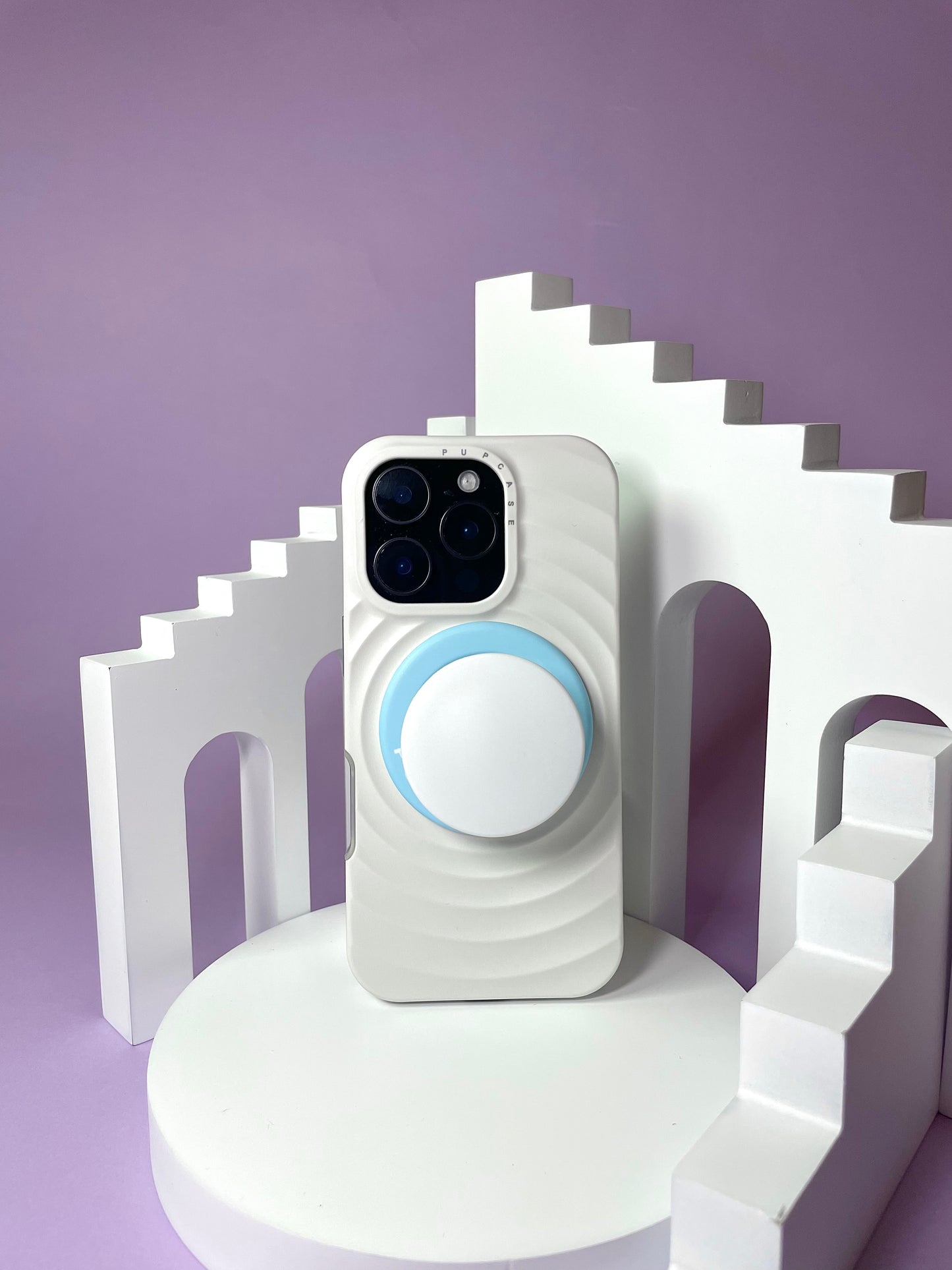 Pearl Grey MagSafe Compatible iPhone Case – Minimal Wavy Design