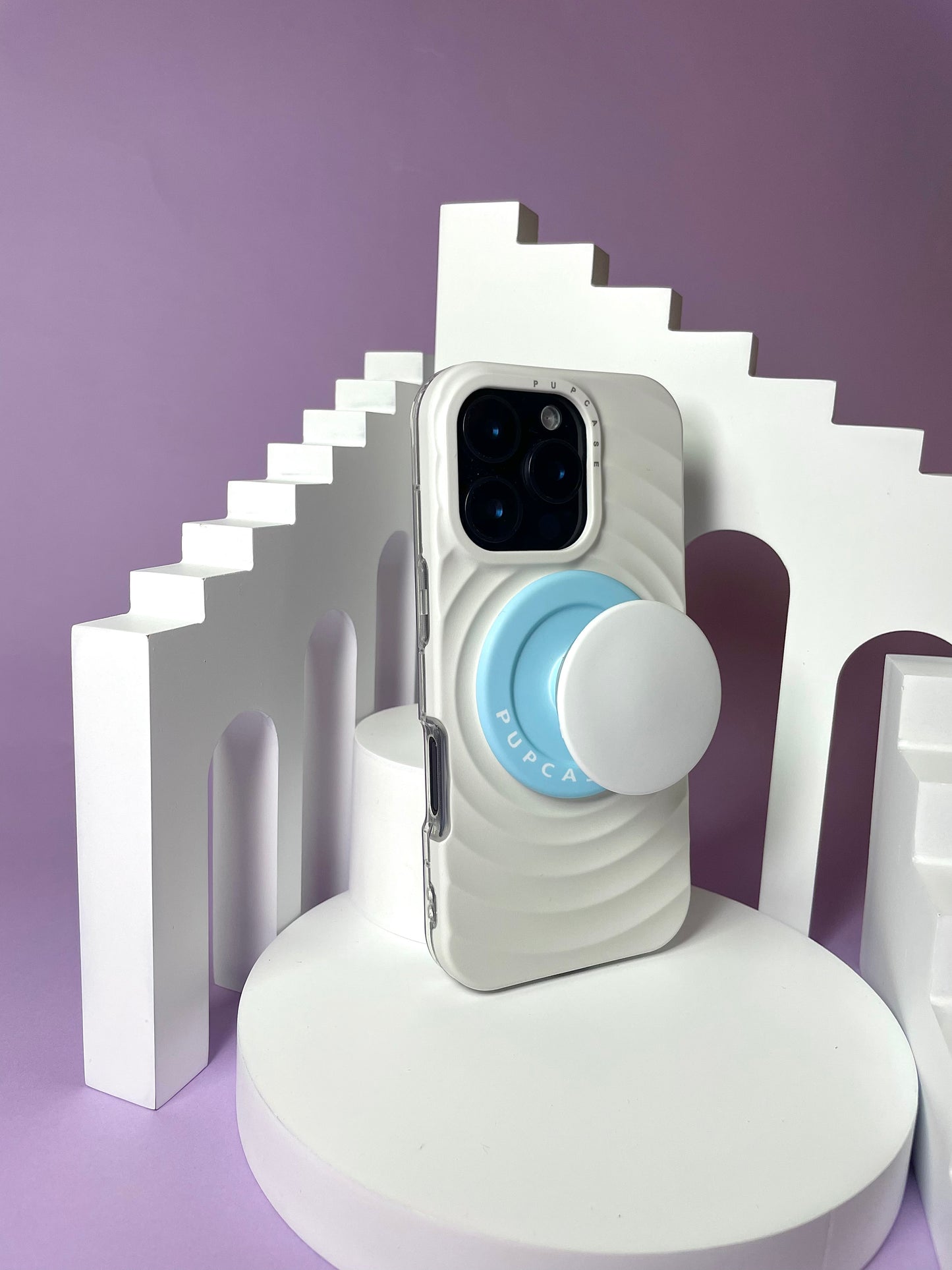 Pearl Grey MagSafe Compatible iPhone Case – Minimal Wavy Design