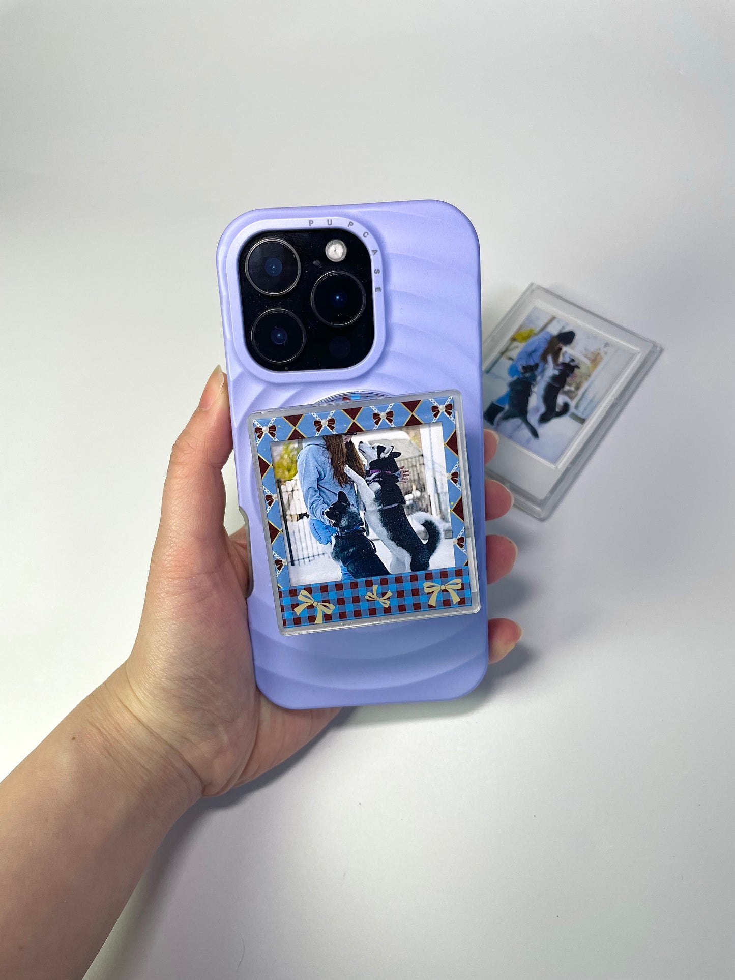 Pearl Ribbon Argyle Magnetic Photo Frame Phone Stand