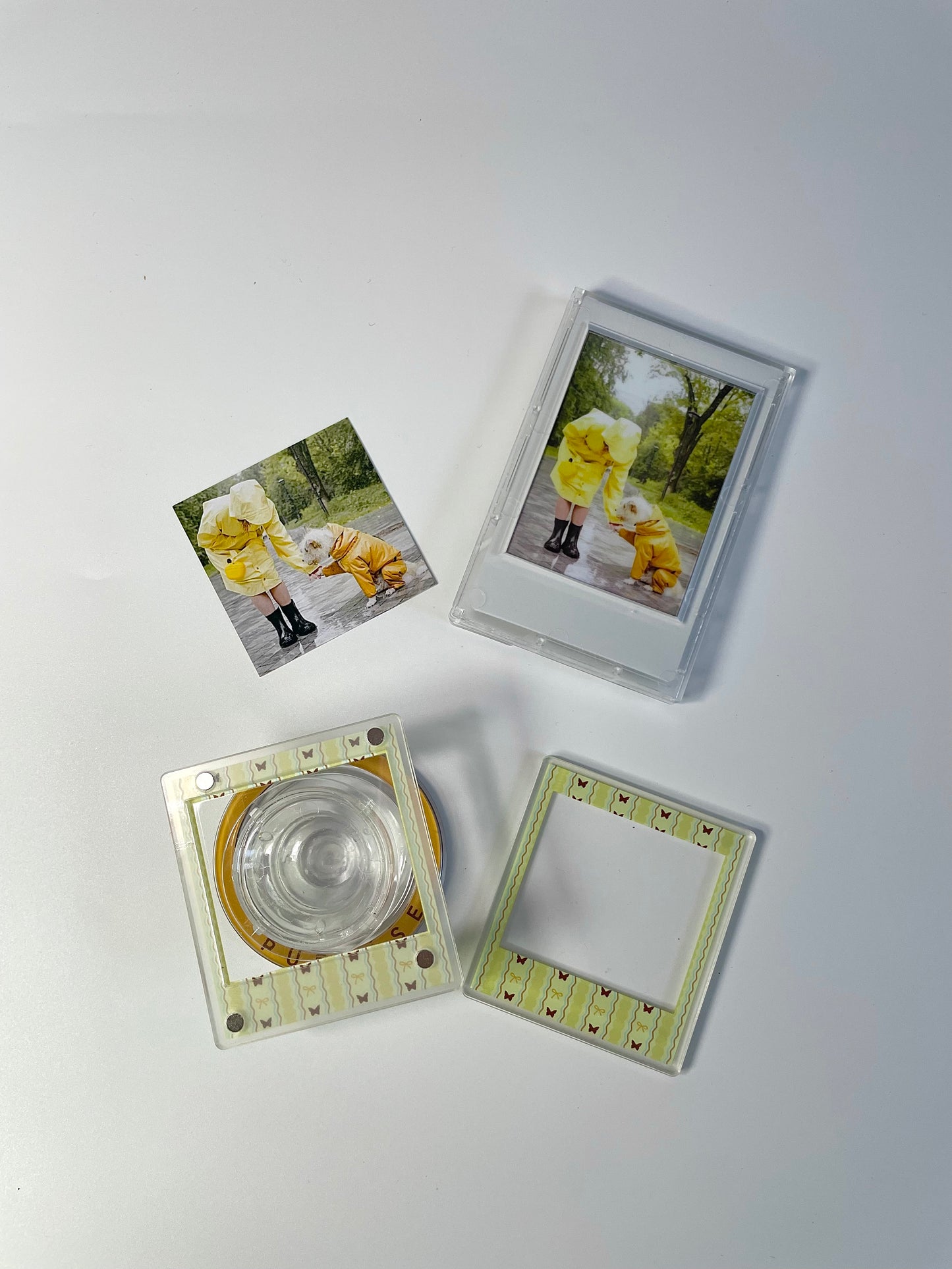 Vintage Butterfly Bow Magnetic Photo Frame Phone Stand